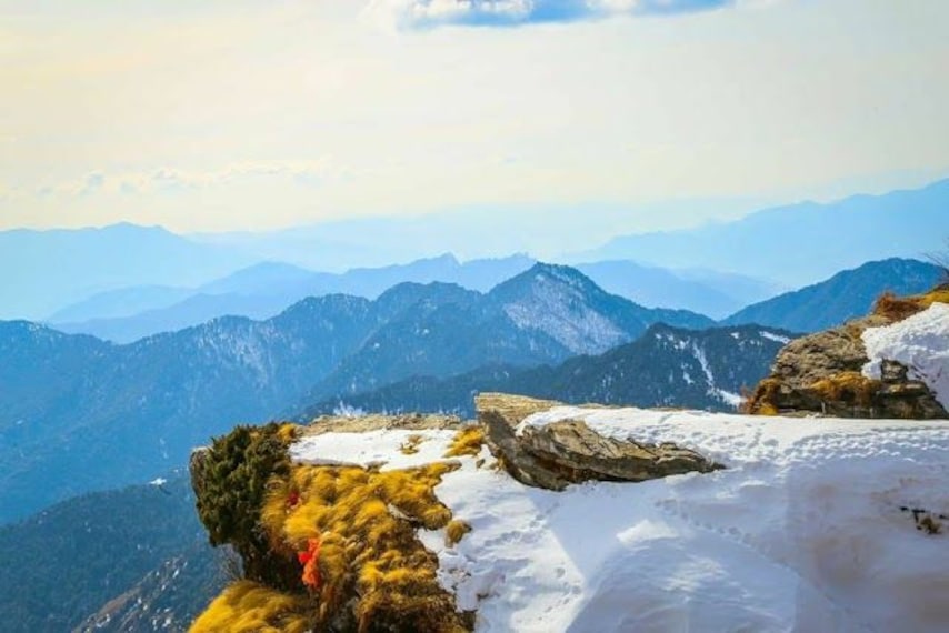 Experience Skiing amidst Snow-Clad Mountains-4